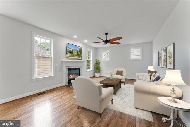 Building Photo - 116 Desales Dr