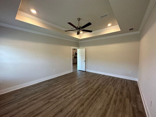 Building Photo - 4 Bedroom 3 Bath Craftsman Style Home off Beulah Rd!