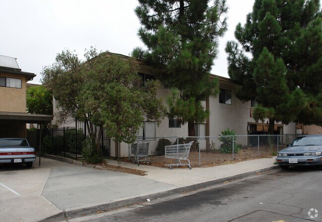Building Photo - 5344 Rex Ave