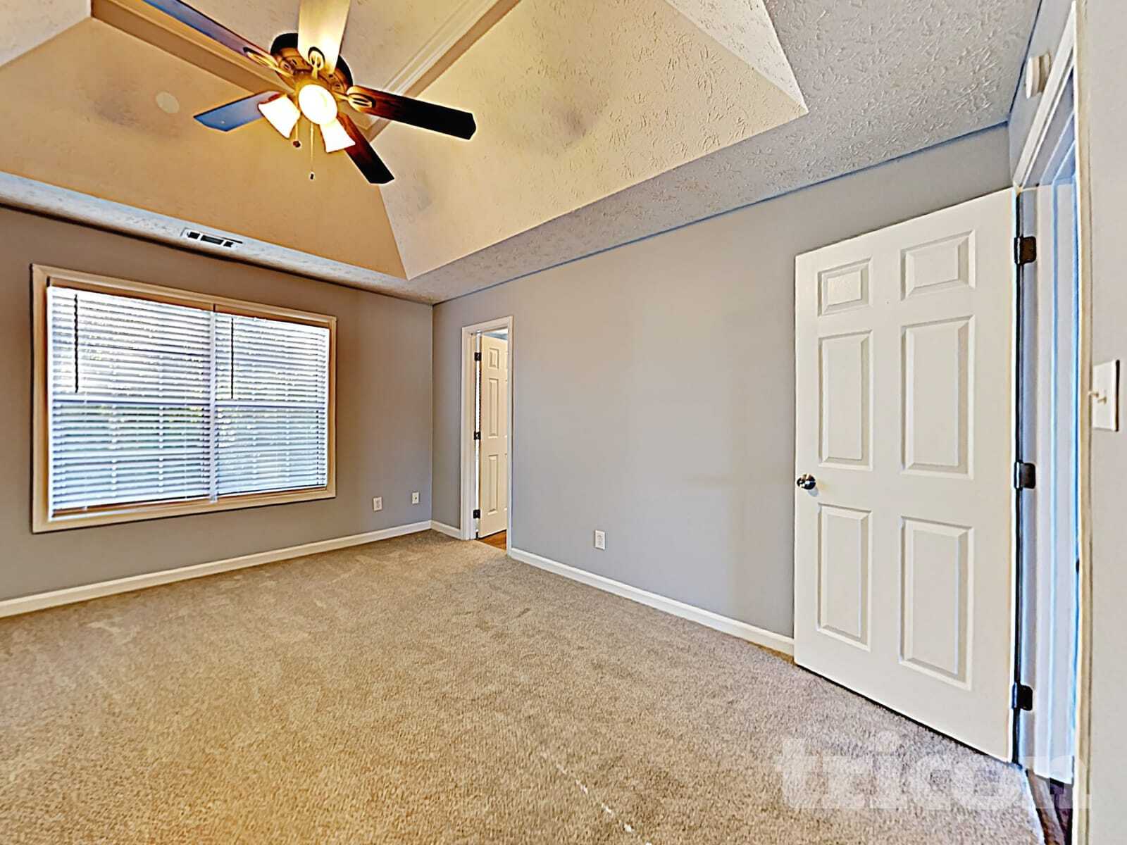 Building Photo - 520 Allens Landing Ct