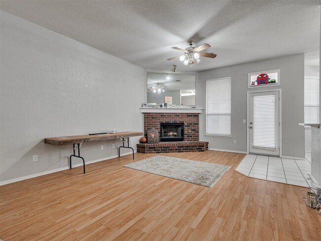 Building Photo - 2608 Southern Hills Dr