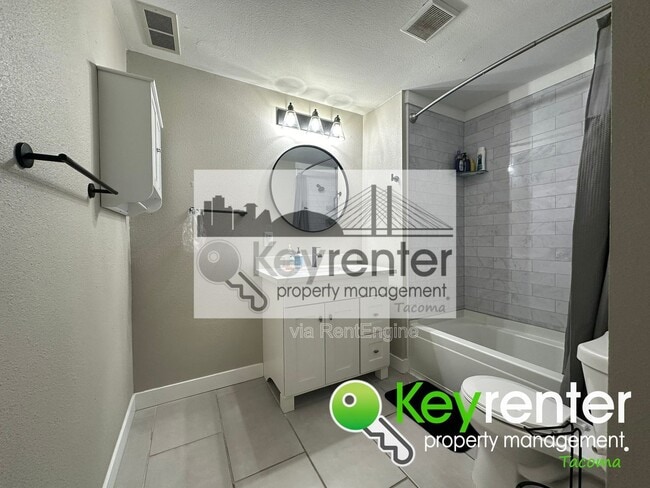 Building Photo - 1520 S 56th St