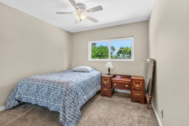 Building Photo - 1115 Sayles Ct