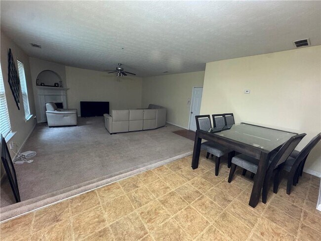 Building Photo - 4758 Chafin Point Ct