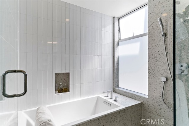 Building Photo - 2511 Via Artis