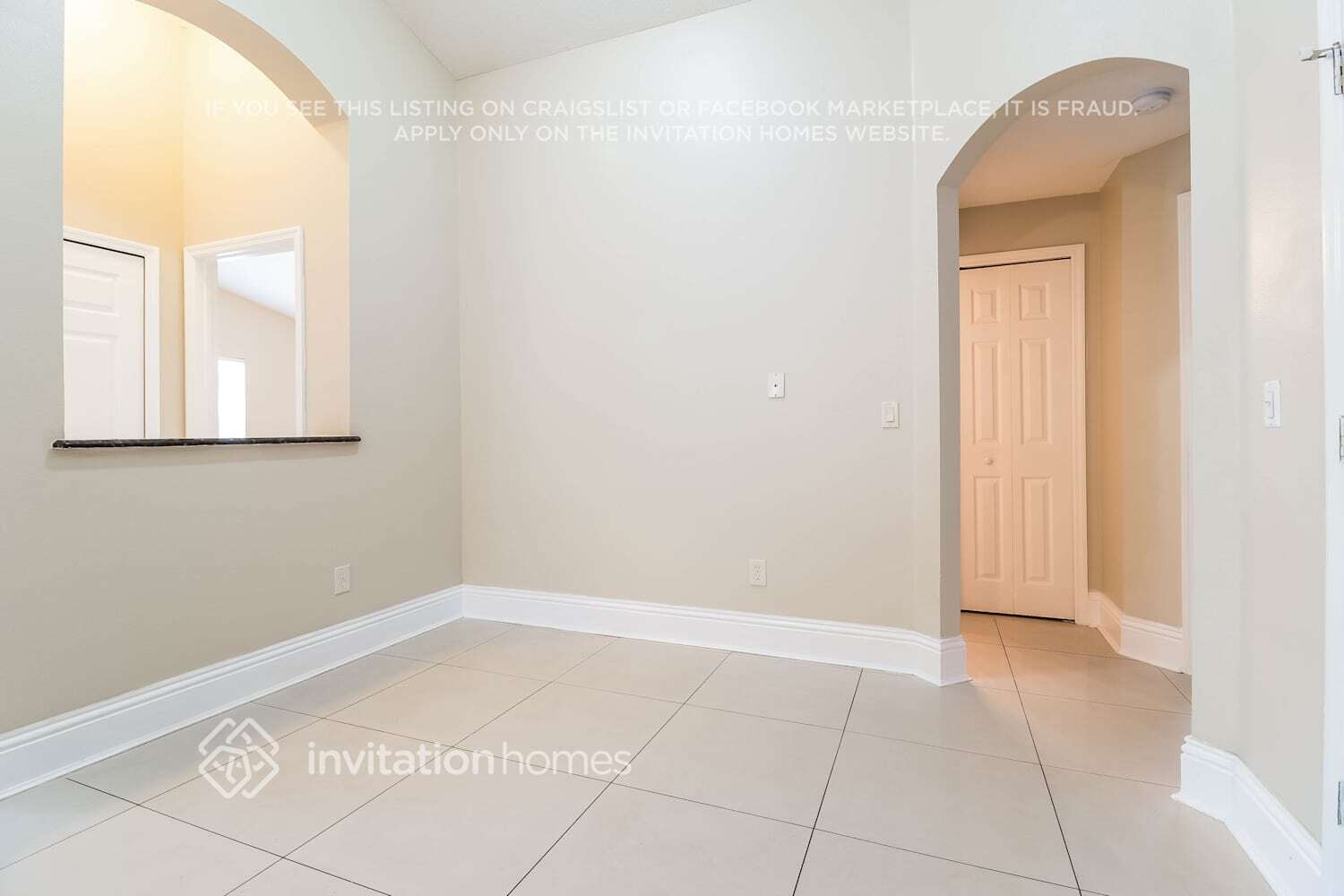 Building Photo - 7918 Hidden Hollow Dr