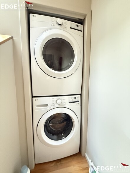 Building Photo - 53 Glenville Ave