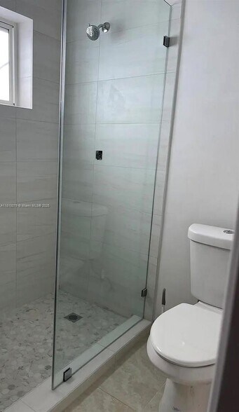 Building Photo - 14720 SW 103rd Ave