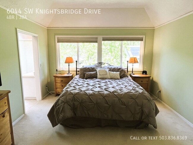 Building Photo - 6044 SW Knightsbridge Dr