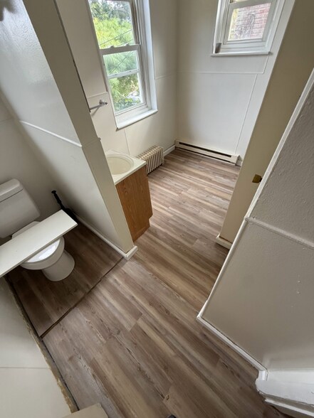 Building Photo - 31 S Franklin St