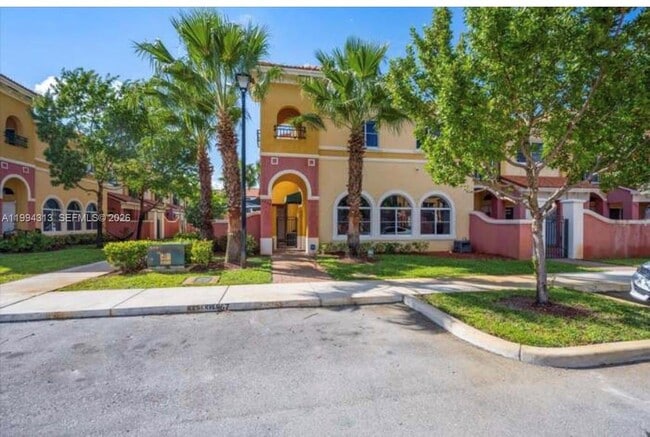 Building Photo - 3529 NW 29th Pl