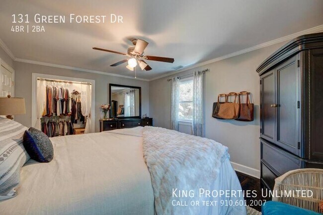 Building Photo - 131 Green Forest Dr