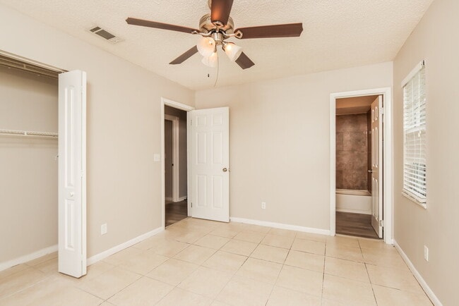 Building Photo - 9285 101st Ave