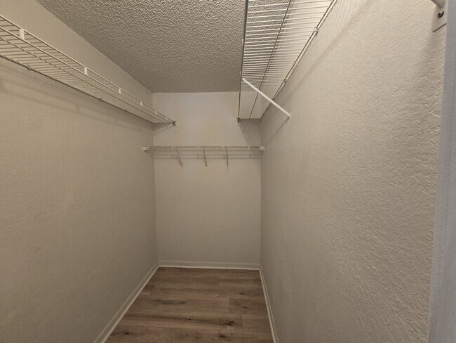 Building Photo - Charming 1 Bed 1 Bath in I District of Orl...