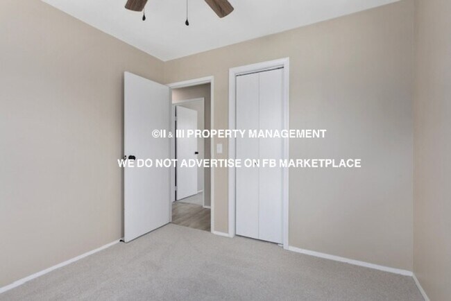Building Photo - 7801 NE San Rafael Dr