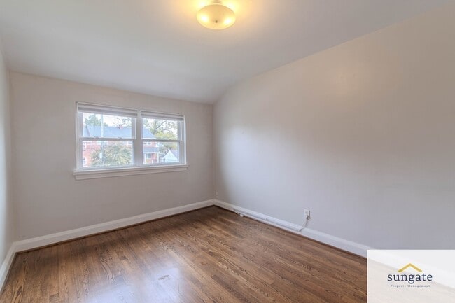 Building Photo - 258 Ridge Ave