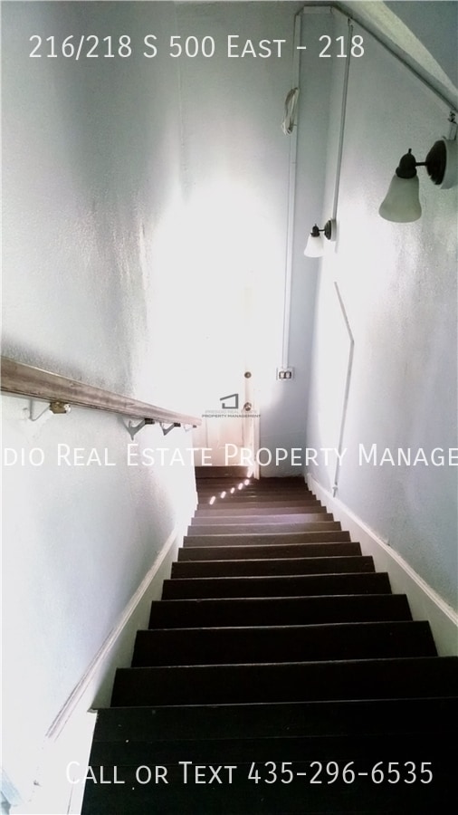 Building Photo - 216/218 S 500 East - 218-