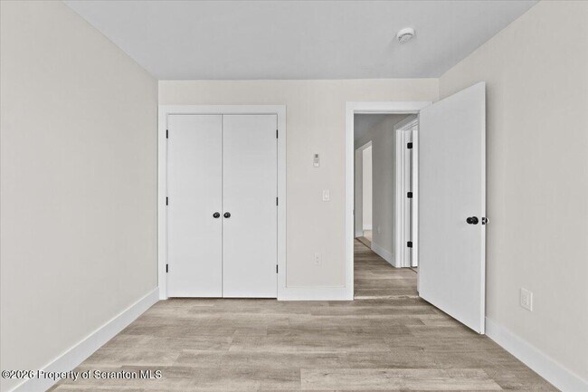 Building Photo - 840 Clay Ave