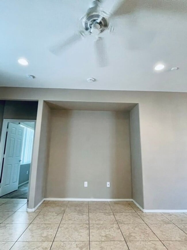 Building Photo - Beautiful Upgraded, single story home in a...