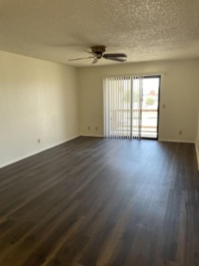 Building Photo - 1705 Combat Dr