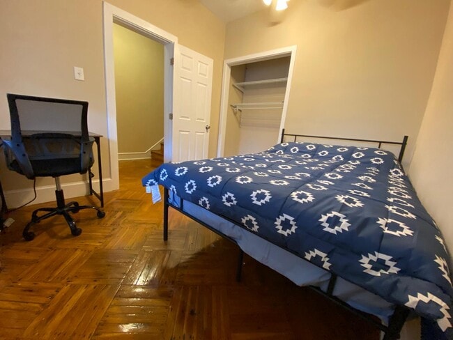 Building Photo - 4003 8th St NW