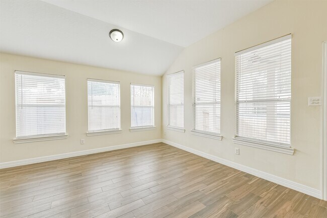 Building Photo - 13731 Cypresswood Crossing Blvd