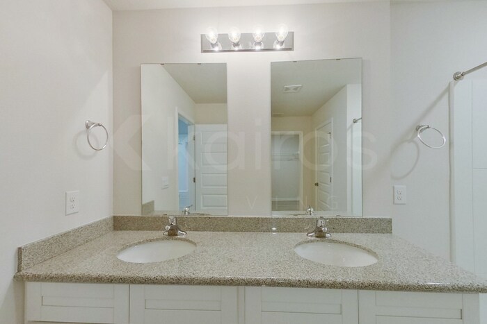 Building Photo - 4682 Malay Cir