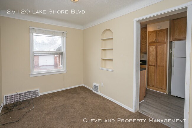 Building Photo - Solid Brick Duplex