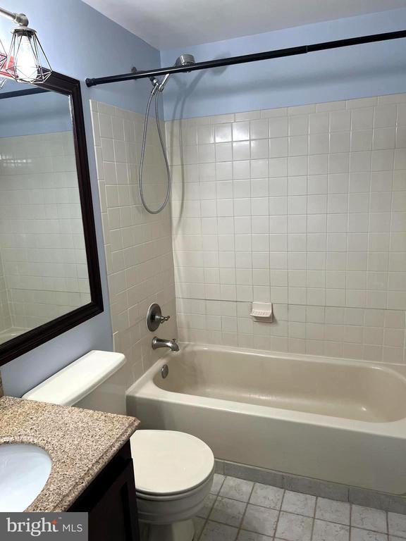 Building Photo - 10205 Ashbrooke Ct