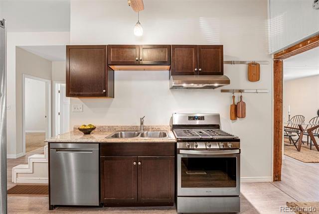 Primary Photo - 1516 Lafayette St