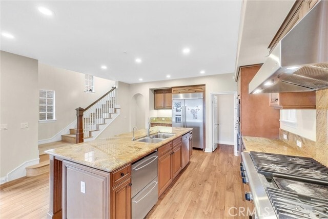 Building Photo - 31 Cezanne