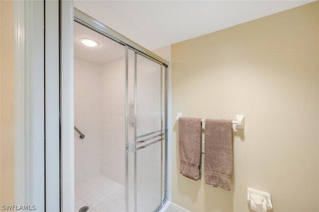 Building Photo - 20 Seagate Dr