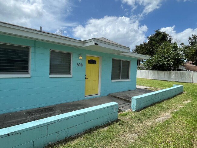 Primary Photo - 50A W Boyer St