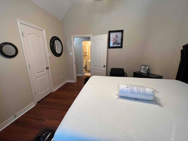 Building Photo - 14014 Summer Ash Ln