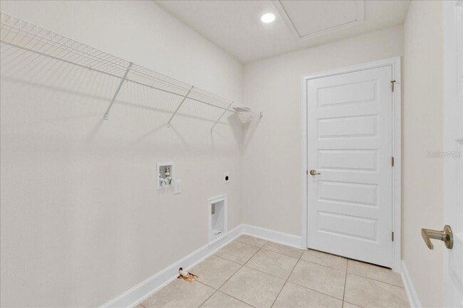 Building Photo - 3687 Sagefield Dr
