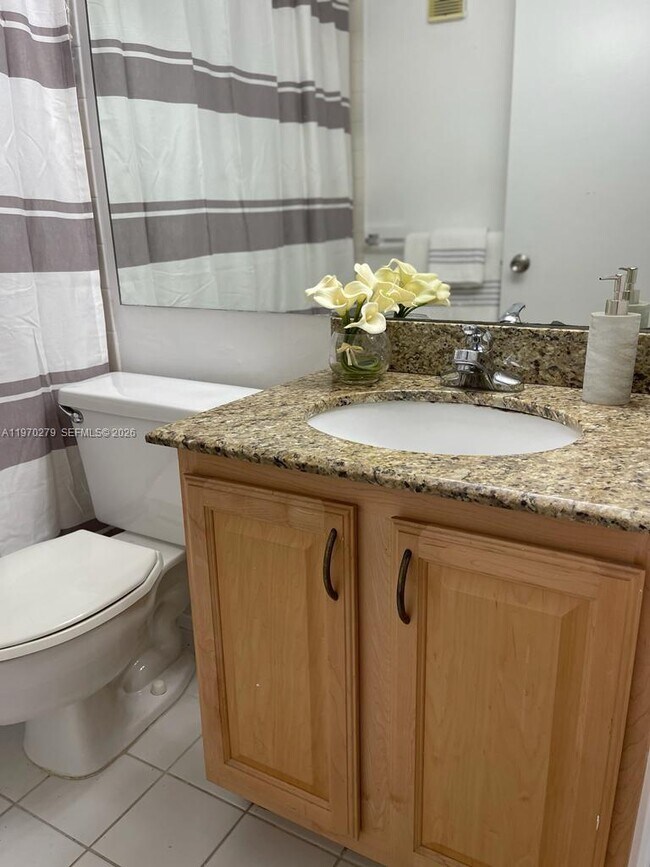 Building Photo - 770 Claughton Island Dr