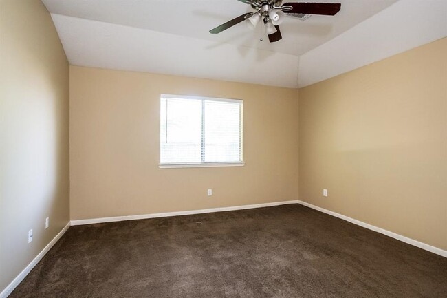 Building Photo - 16311 Pinion Ct