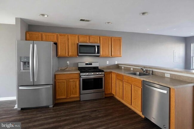 Building Photo - 107 Jamestown Blvd