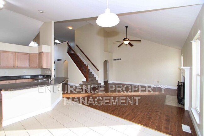 Building Photo - 6017 Kensington Trail