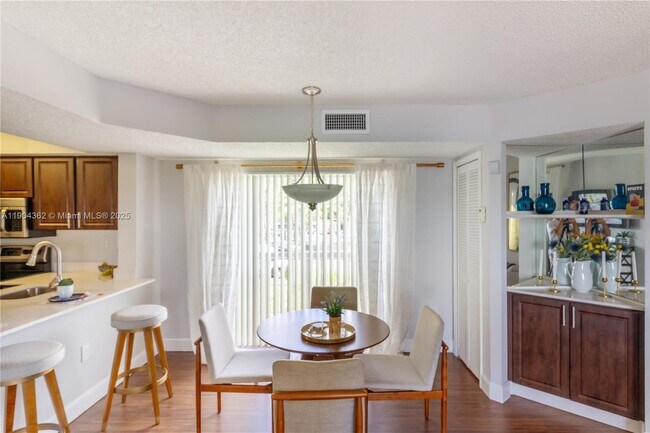 Building Photo - 17200 NW 64th Ave