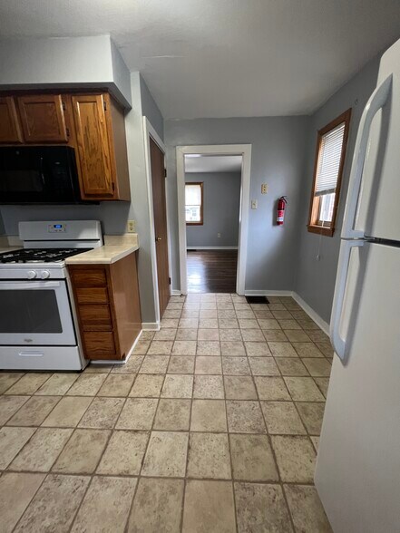 Building Photo - 720 Cranberry St