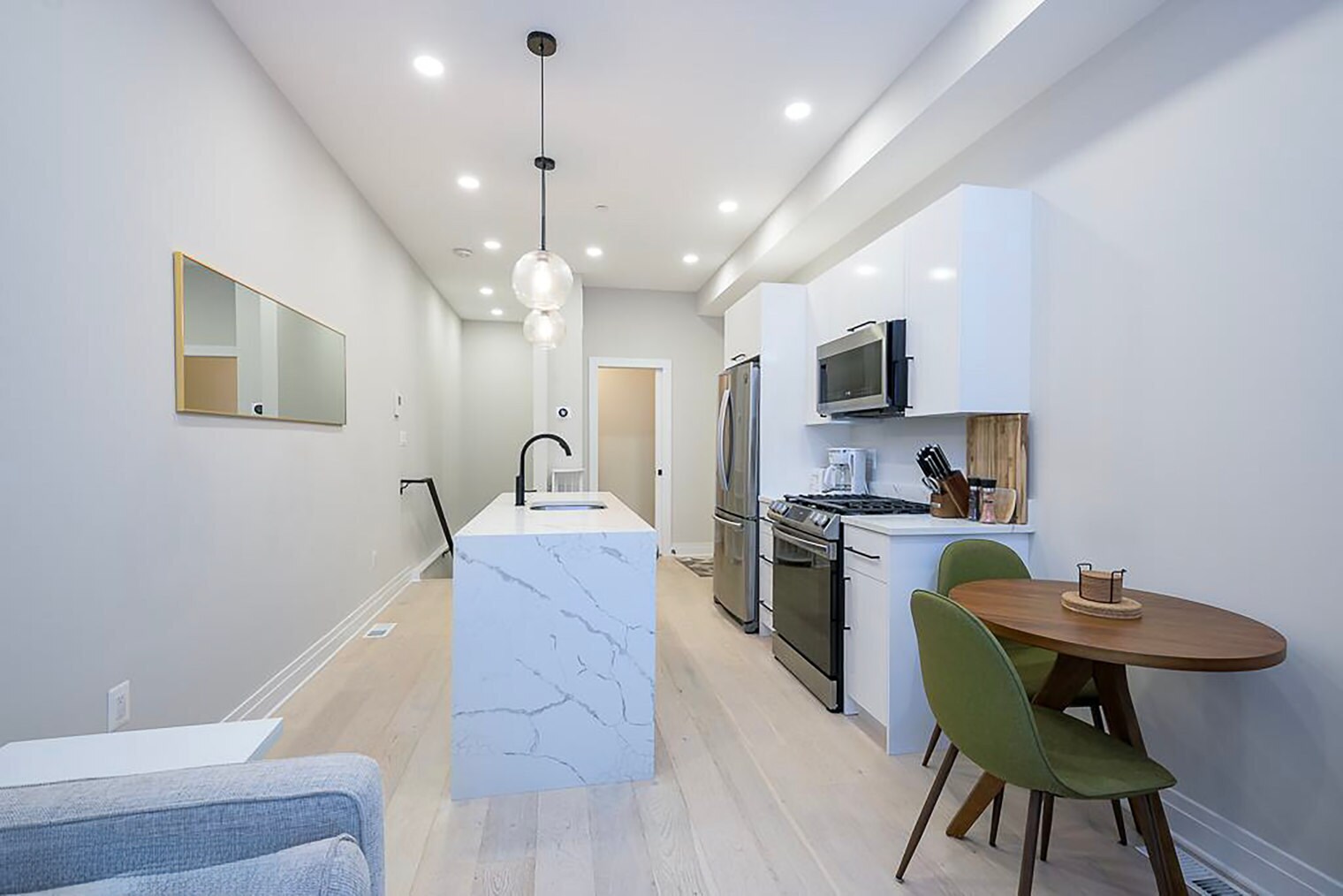 Building Photo - 2309 Ontario Rd NW