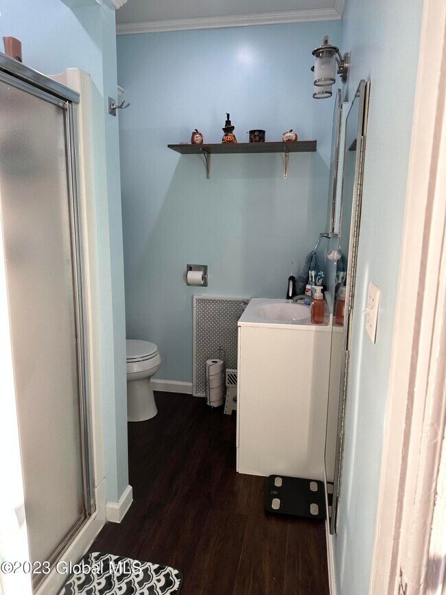 Building Photo - 37 McElwain Ave