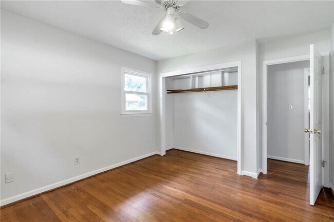 Building Photo - 2850 Templar Knight Dr
