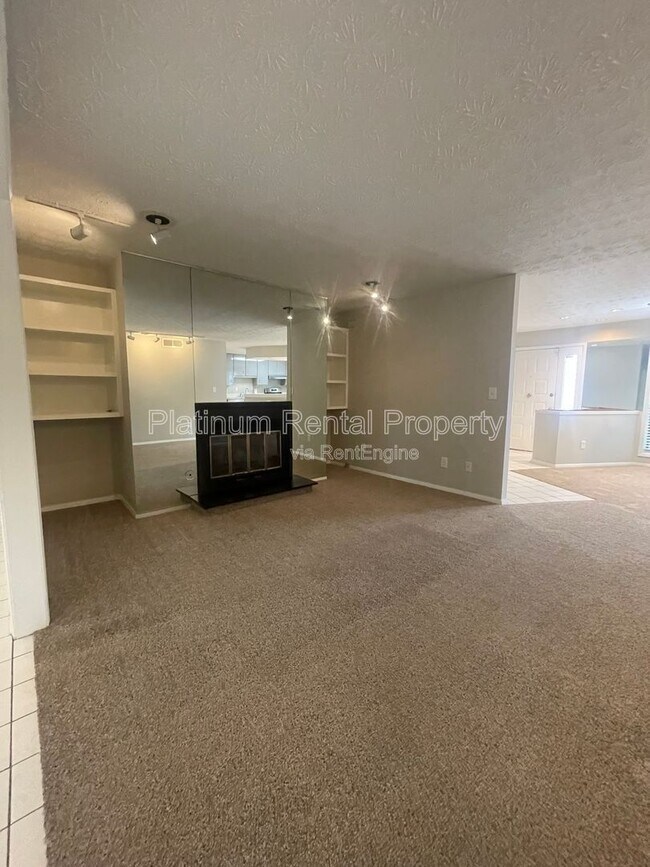 Building Photo - 402 Wynnes Ridge Cir SE