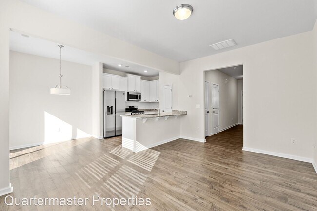 Building Photo - 3 br, 2.5 bath House - 29 Apricot Lane