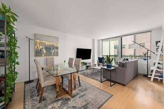 Building Photo - 50 Lexington Ave