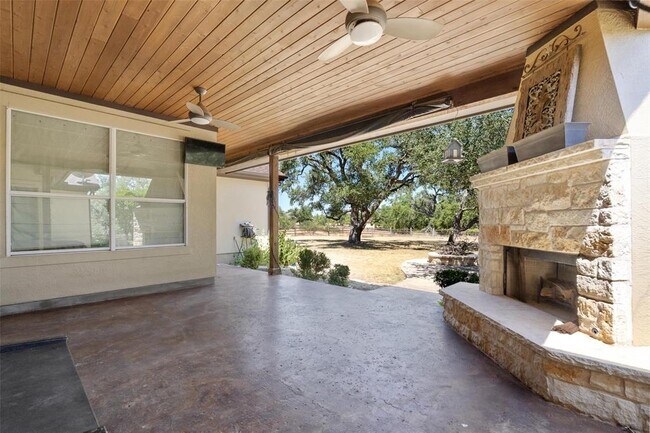 Building Photo - 485 Canna Lily Cir