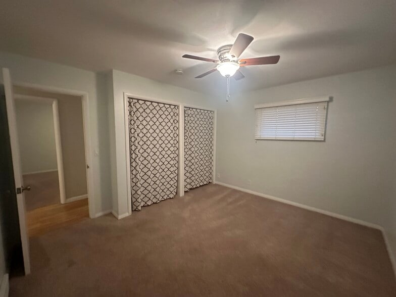 Building Photo - 909 S Midvale Blvd