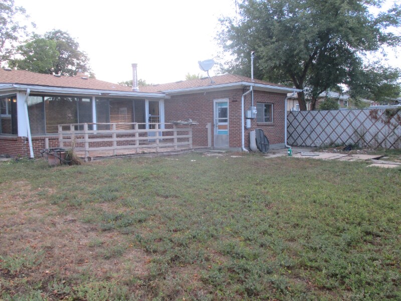 Building Photo - 8760 Norwich St